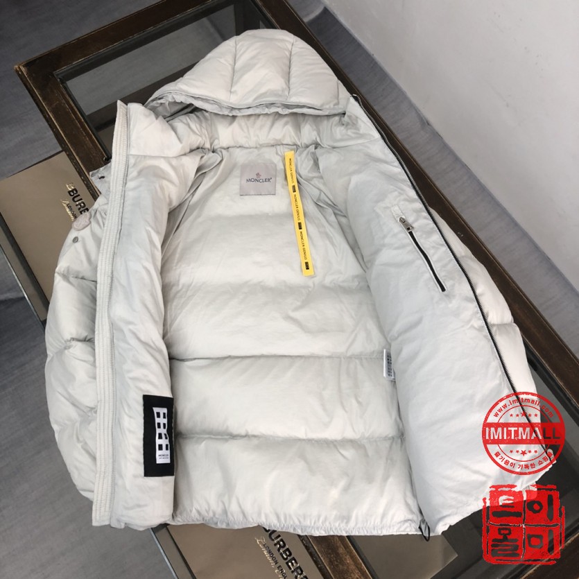 moncler_xxxxx_big_00007.jpg