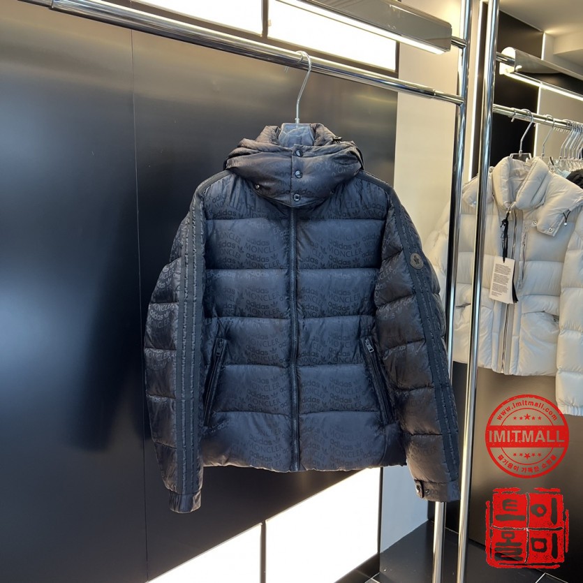 moncler_xxxxx_big_00001.jpg