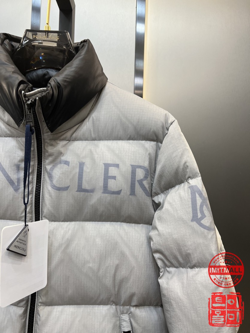 moncler_xxxxx_big_00003.jpg