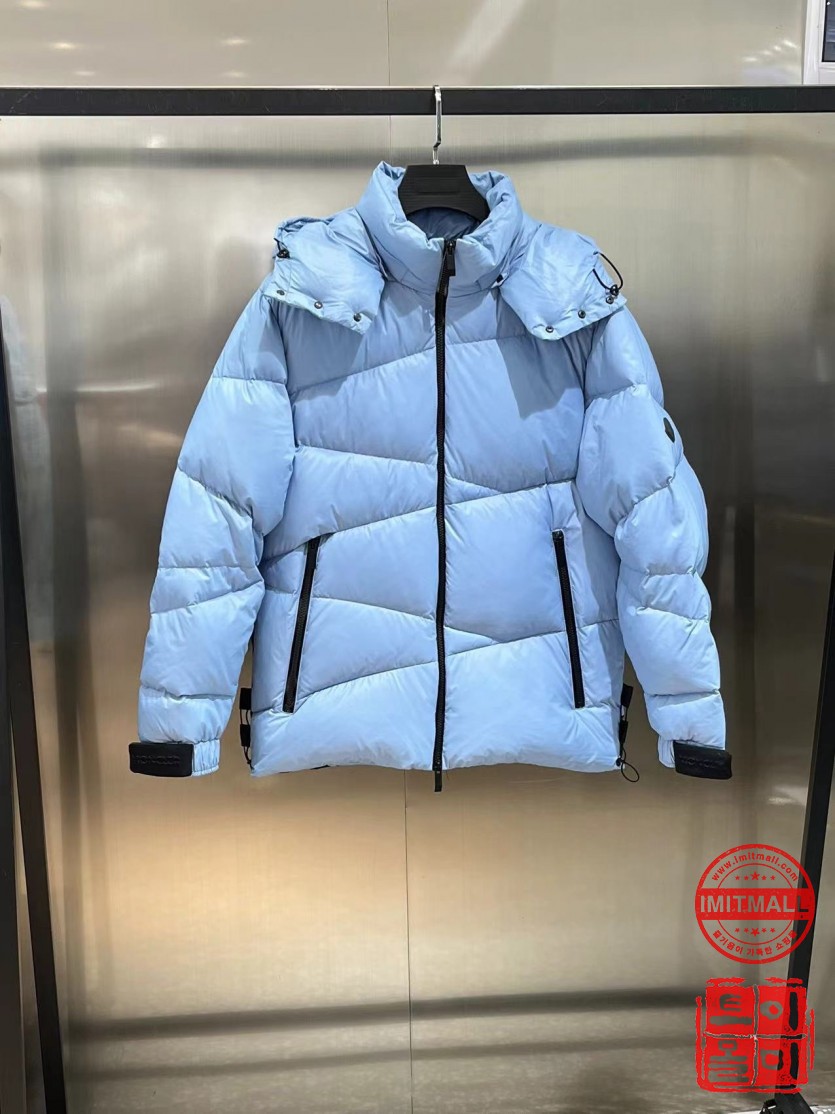 moncler_xxxxx_big_00001.jpg