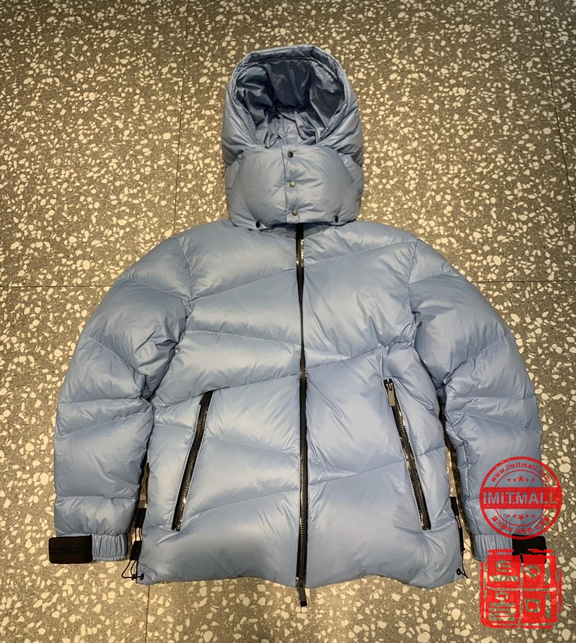 moncler_xxxxx_big_00005.jpg