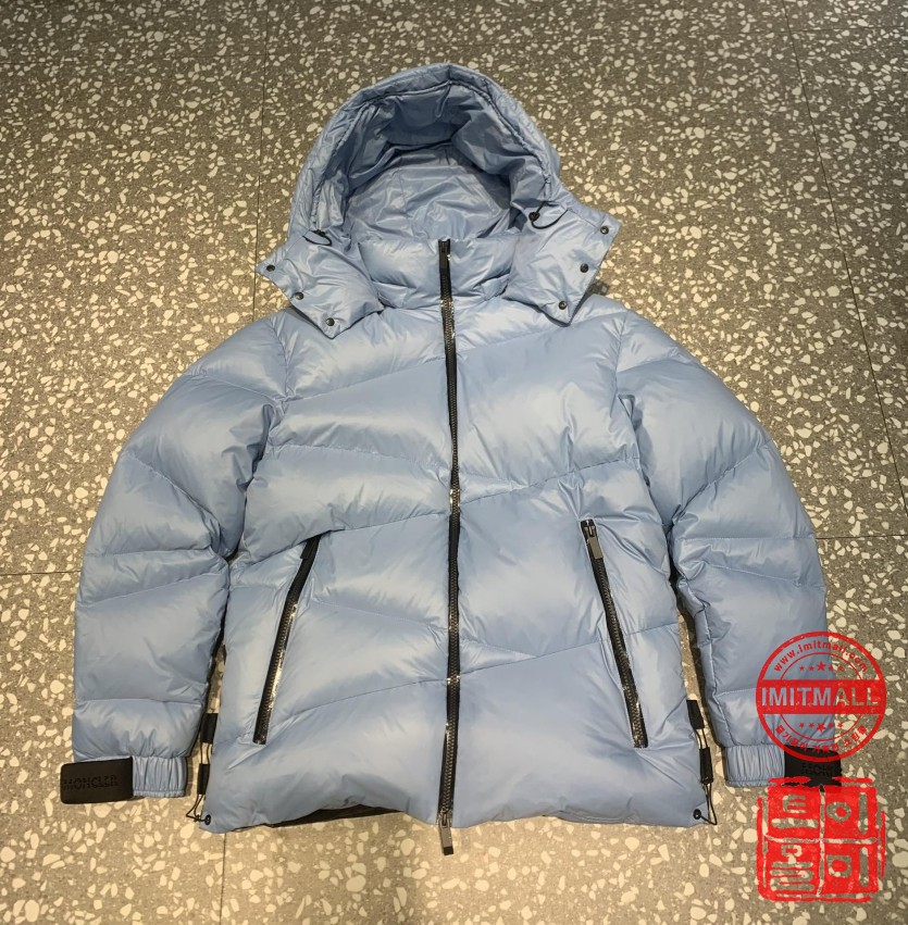 moncler_xxxxx_big_00006.jpg