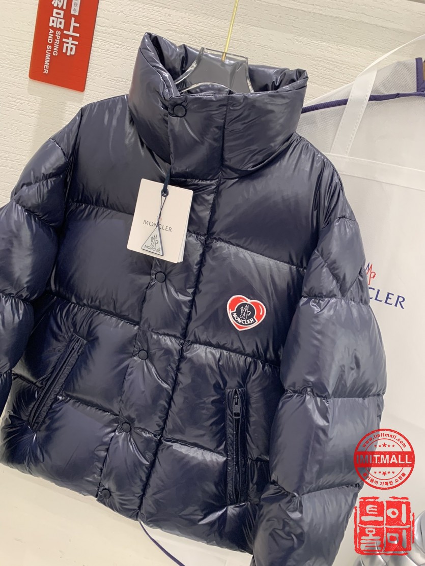 moncler_xxxxx_big_00002.jpg