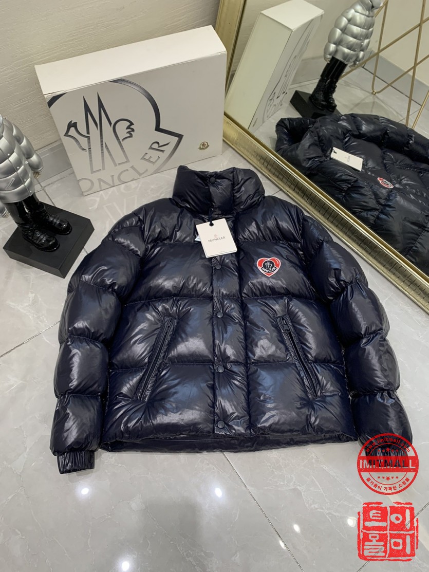 moncler_xxxxx_big_00006.jpg