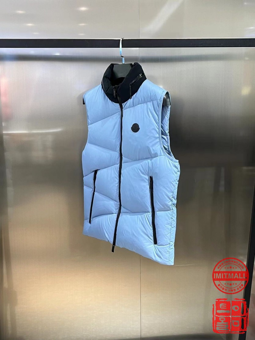 moncler_xxxxx_big_00009.jpg