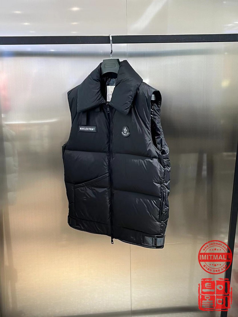 moncler_xxxxx_big_00004.jpg