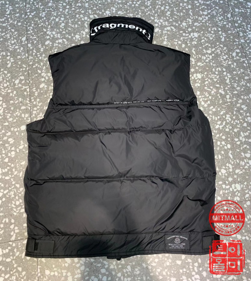 moncler_xxxxx_big_00013.jpg