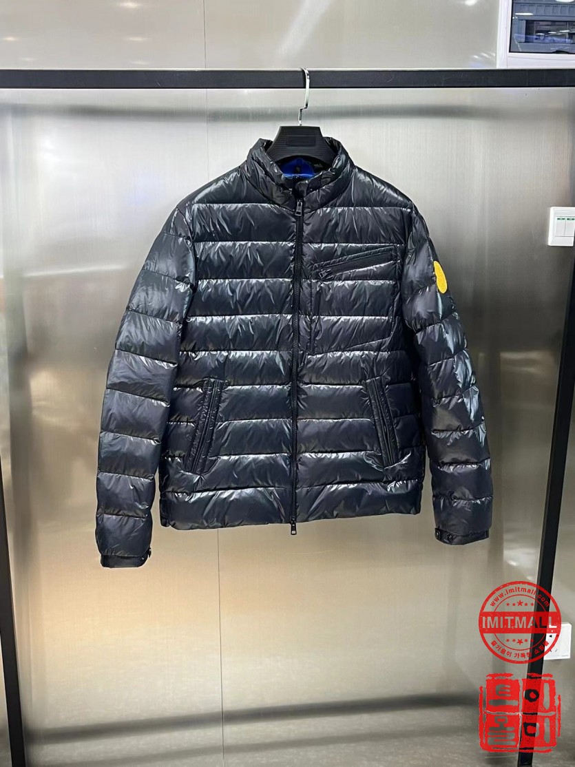 moncler_xxxxx_big_00001.jpg