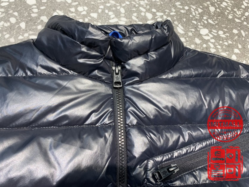 moncler_xxxxx_big_00006.jpg