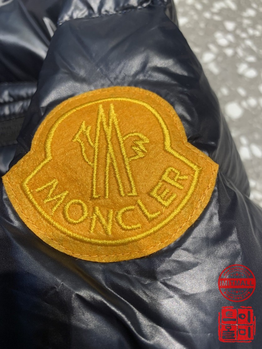 moncler_xxxxx_big_00013.jpg