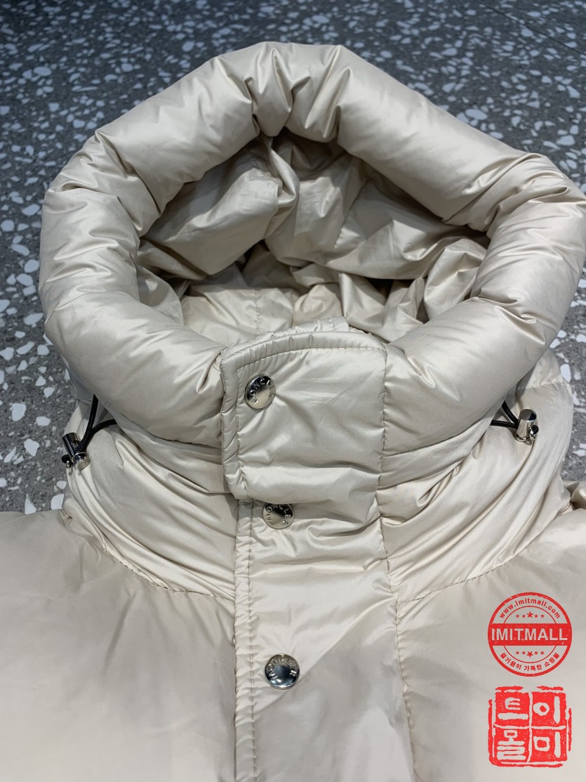 moncler_xxxxx_big_00006.jpg