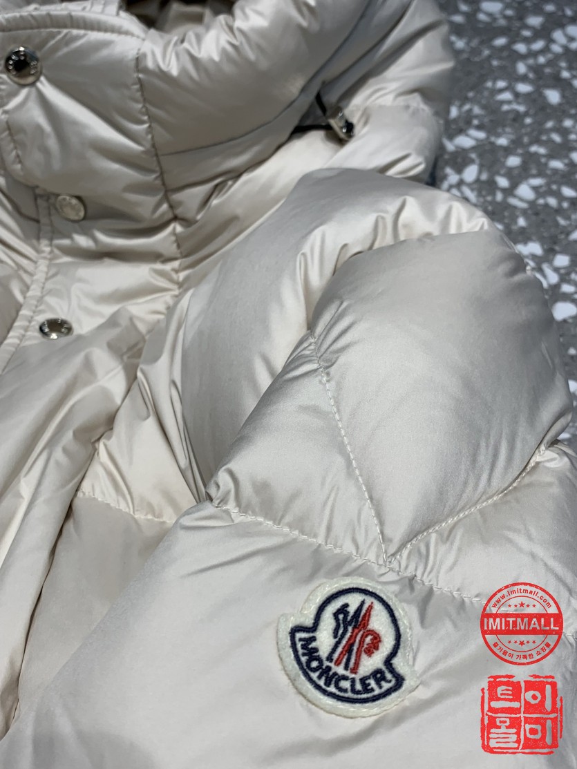 moncler_xxxxx_big_00008.jpg