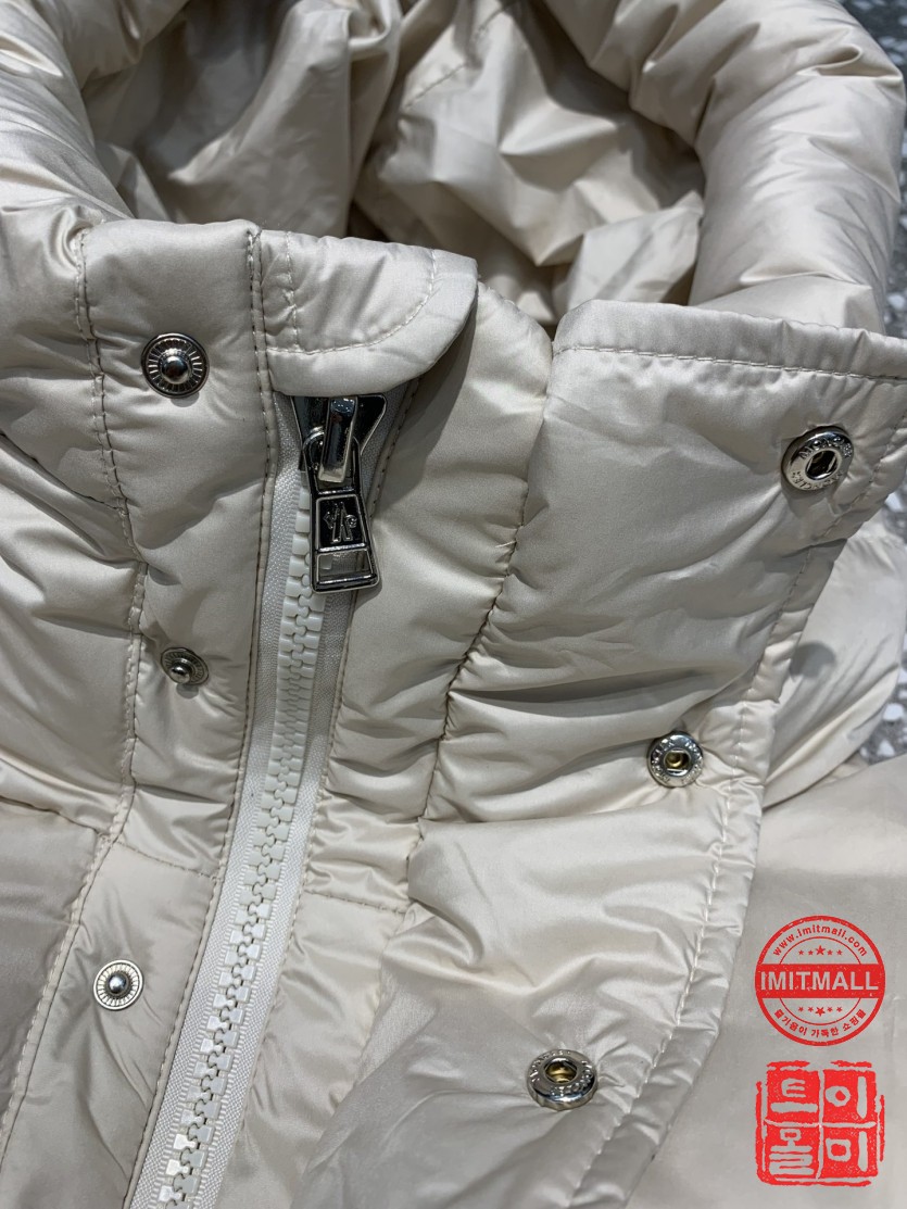 moncler_xxxxx_big_00014.jpg