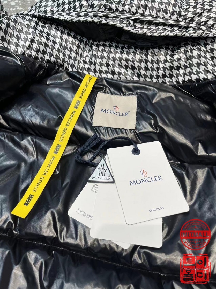 moncler_xxxxx_big_00013.jpg