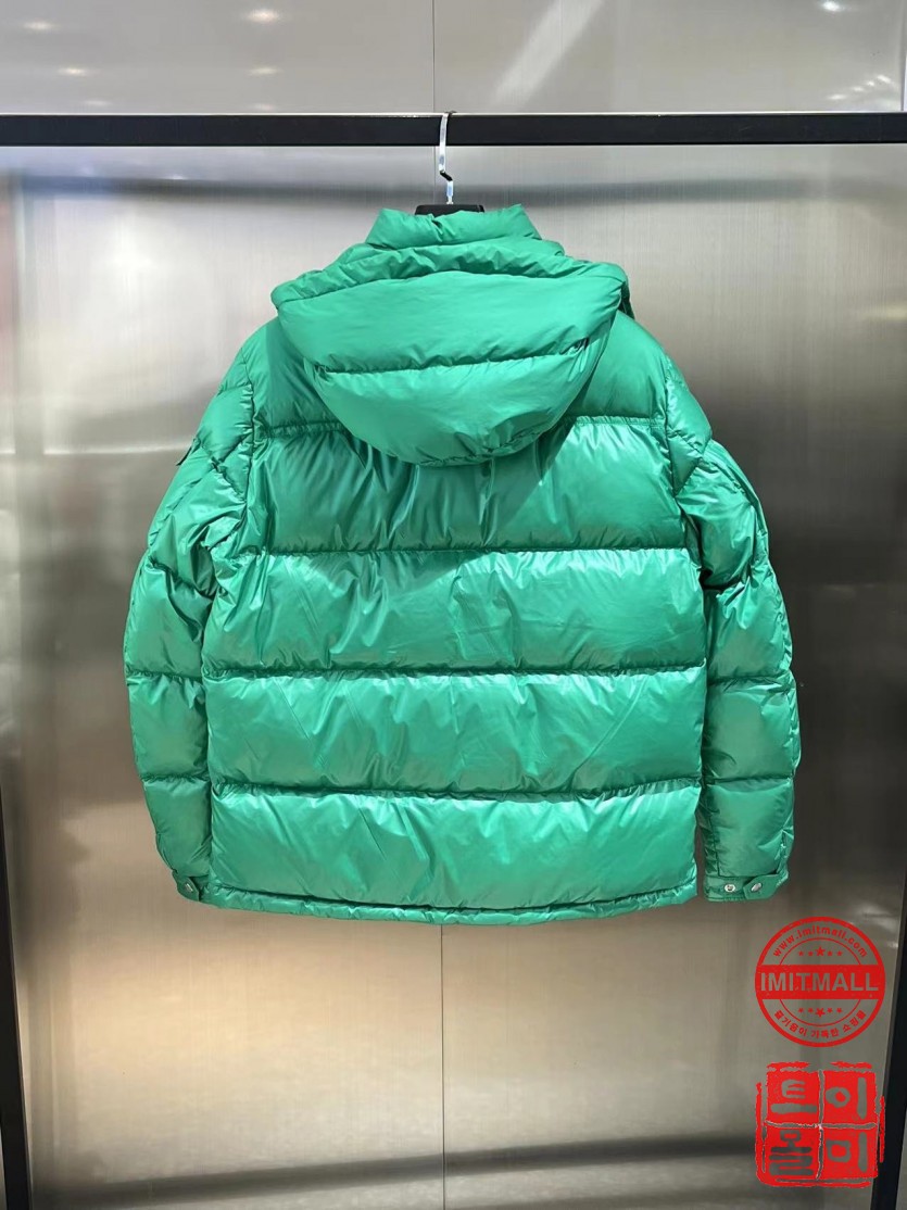 moncler_xxxxx_big_00004.jpg