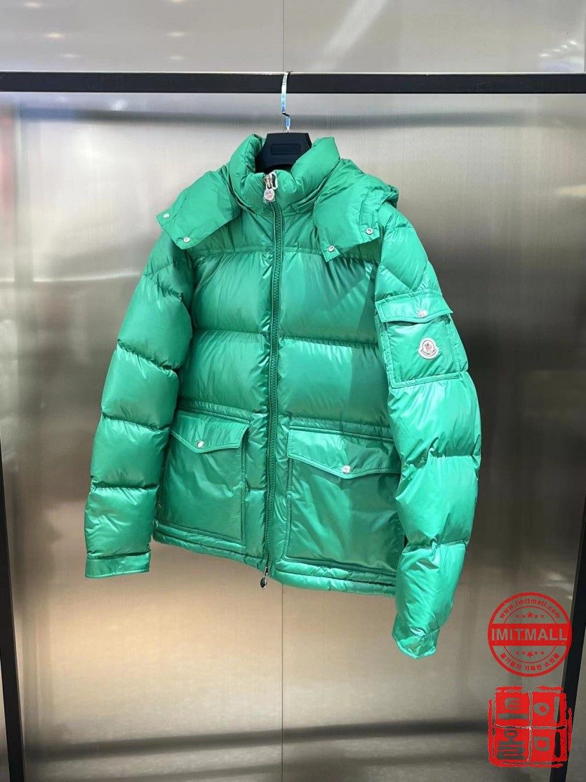 moncler_xxxxx_big_00003.jpg