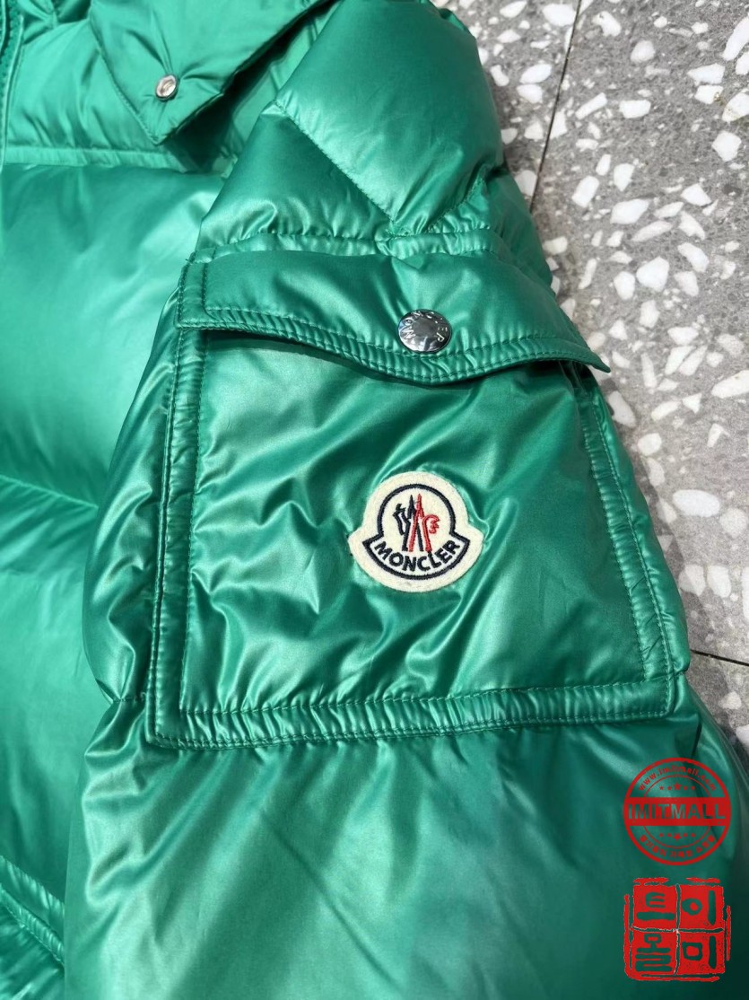 moncler_xxxxx_big_00006.jpg