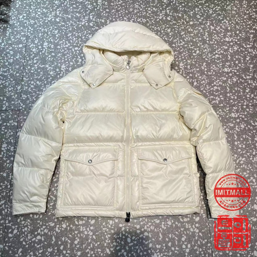 moncler_xxxxx_big_00005.jpg