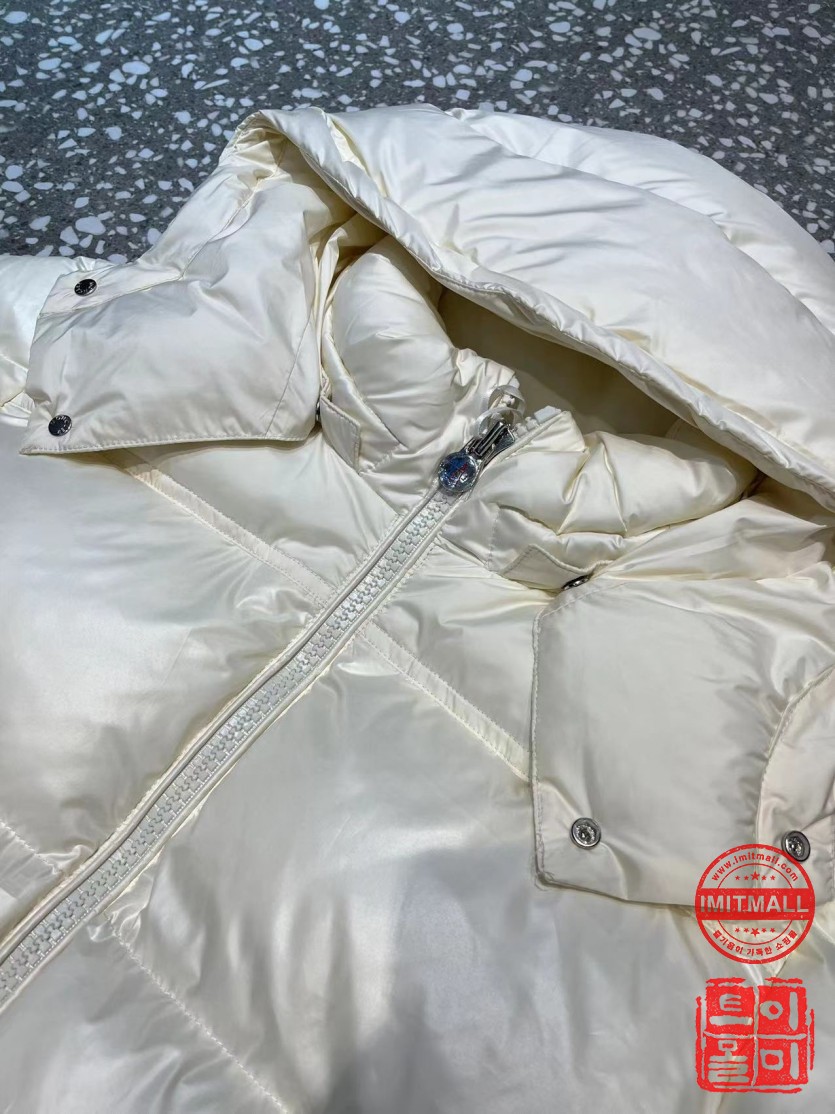 moncler_xxxxx_big_00006.jpg