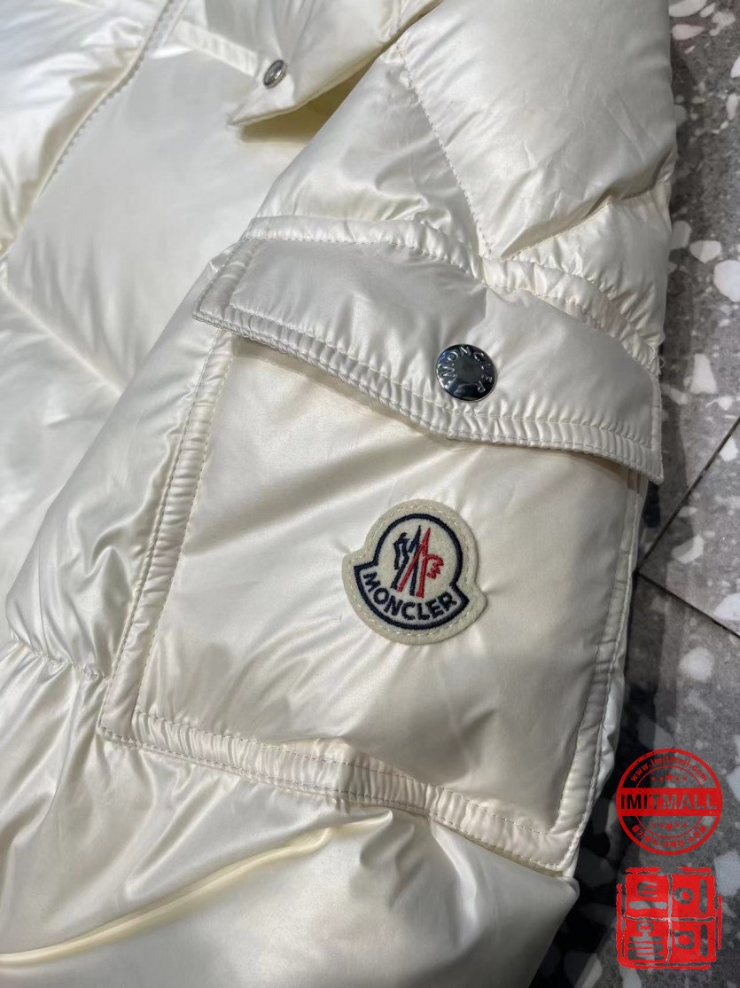 moncler_xxxxx_big_00012.jpg