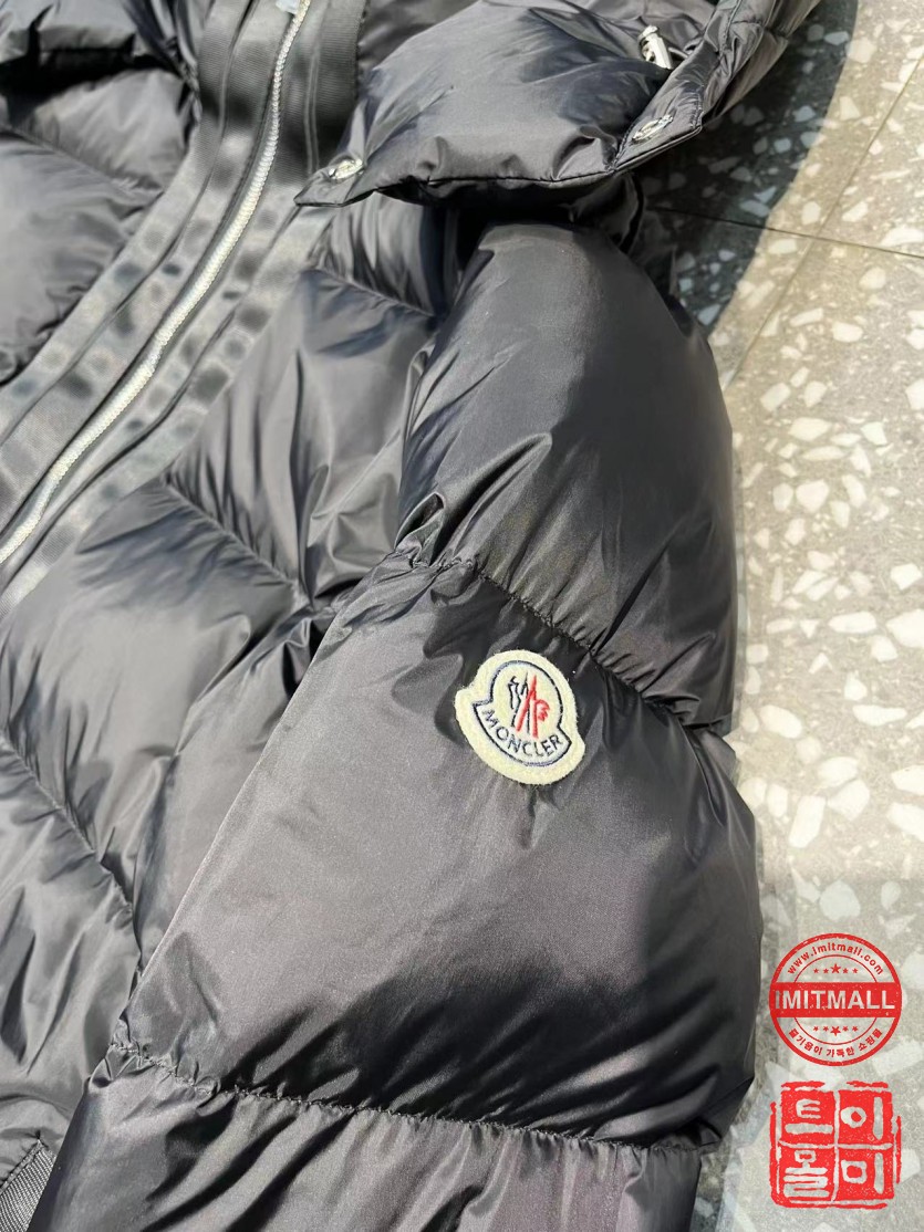 moncler_xxxxx_big_00011.jpg