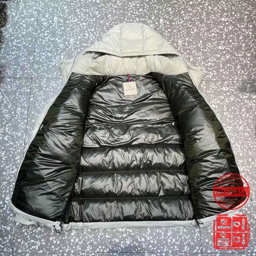 moncler_xxxxx_big_00014.jpg