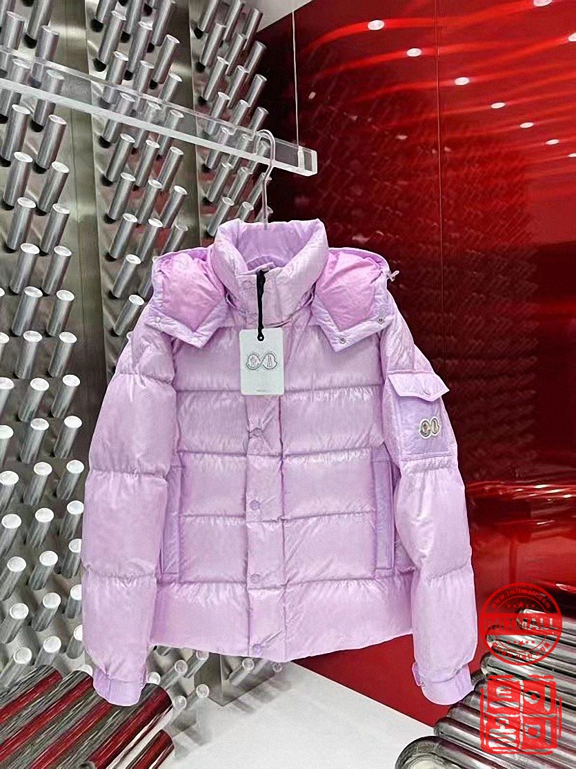 moncler_xxxxx_big_00007.jpg