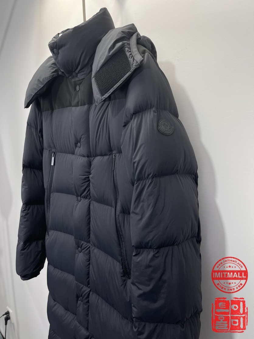 moncler_xxxxx_big_00007.jpg