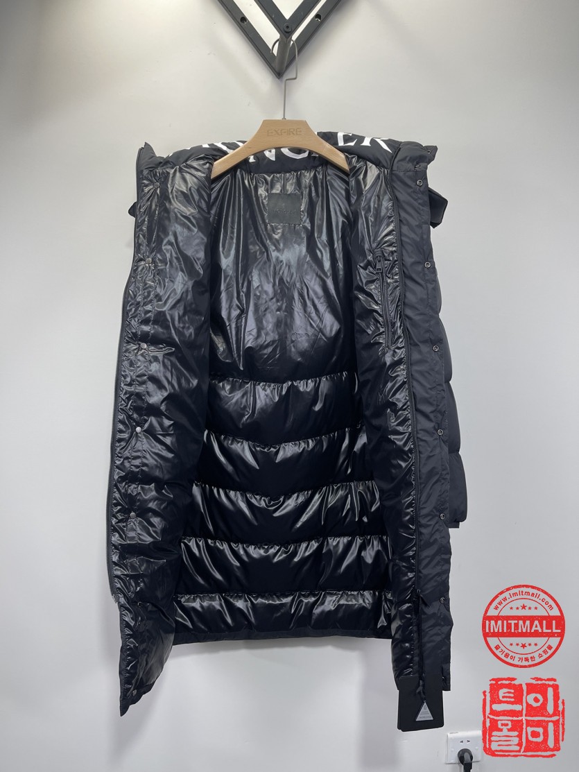 moncler_xxxxx_big_00009.jpg