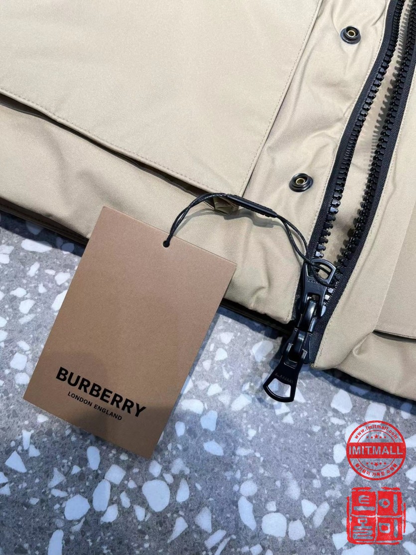 burberry_xxxxx_big_00008.jpg