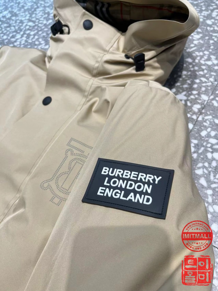 burberry_xxxxx_big_00010.jpg