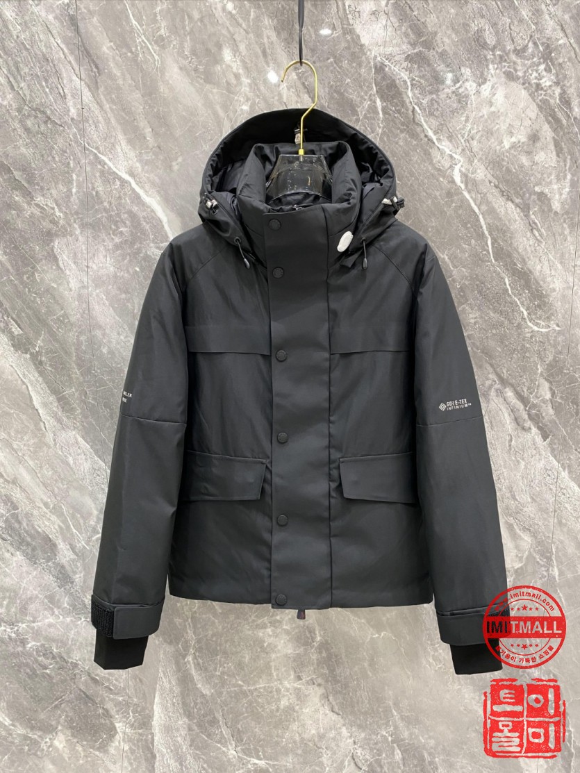 moncler_xxxxx_big_00001.jpg