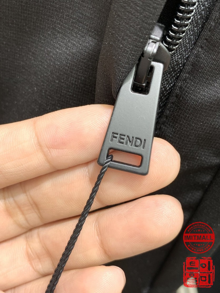 fendi_xxxxx_big_00009.jpg