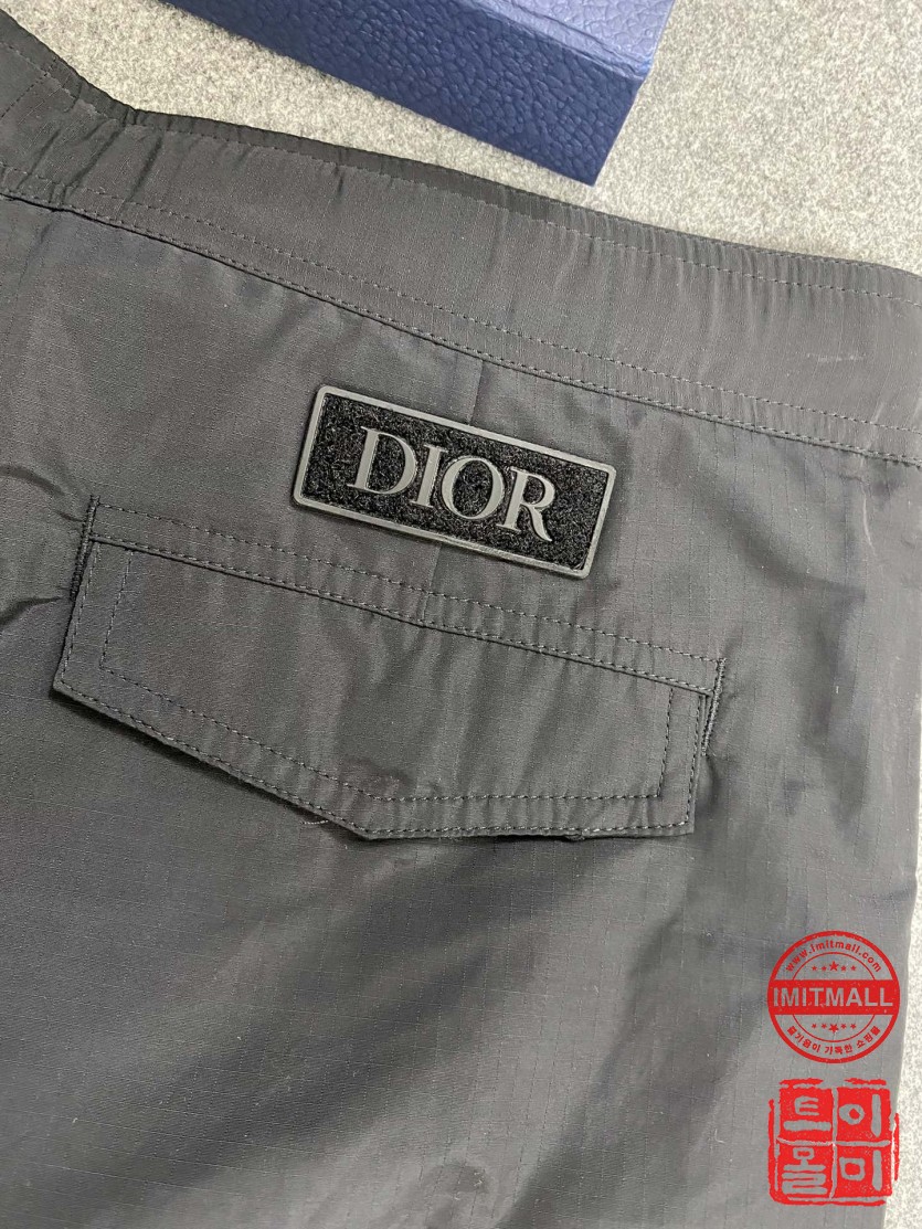 dior_xxxxx_big_00005.jpg