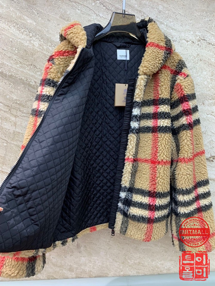 burberry_xxxxx_big_00008.jpg