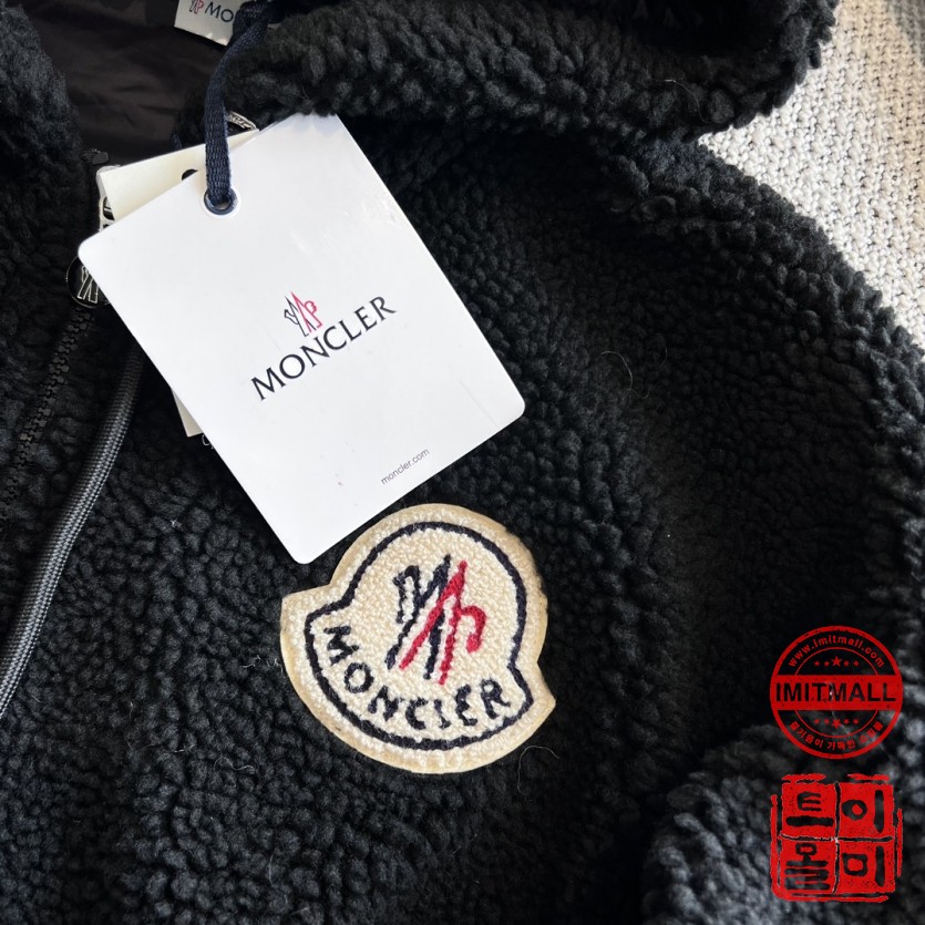 moncler_xxxxx_big_00006.jpg