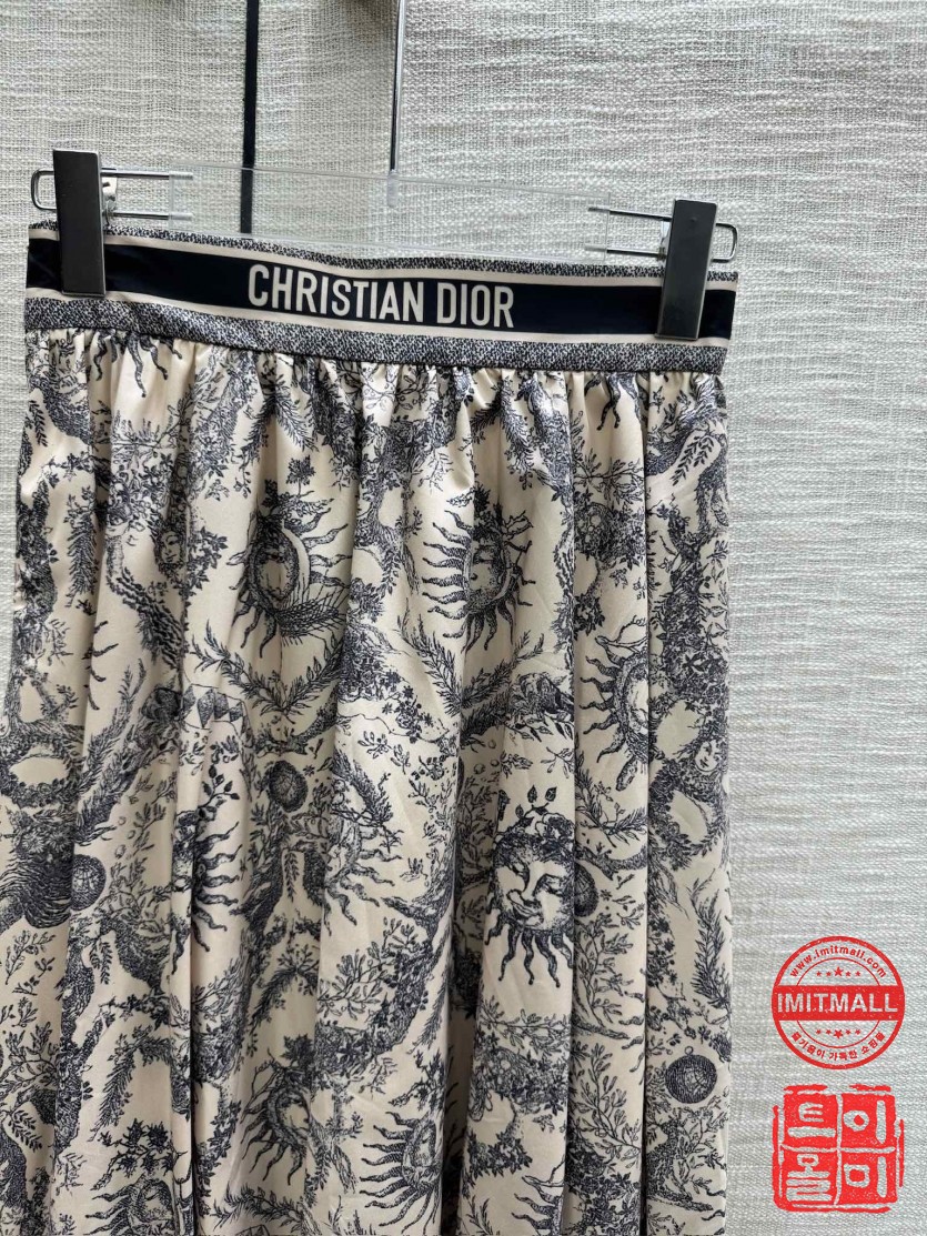 dior_xxxxx_big_00002.jpg