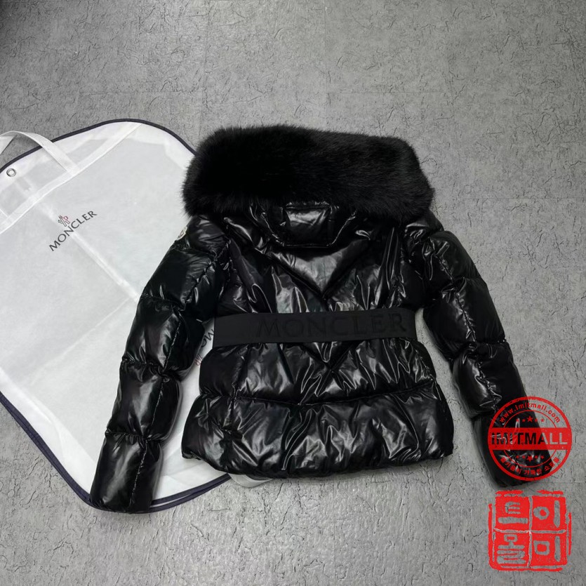 moncler_xxxxx_big_00008.jpg