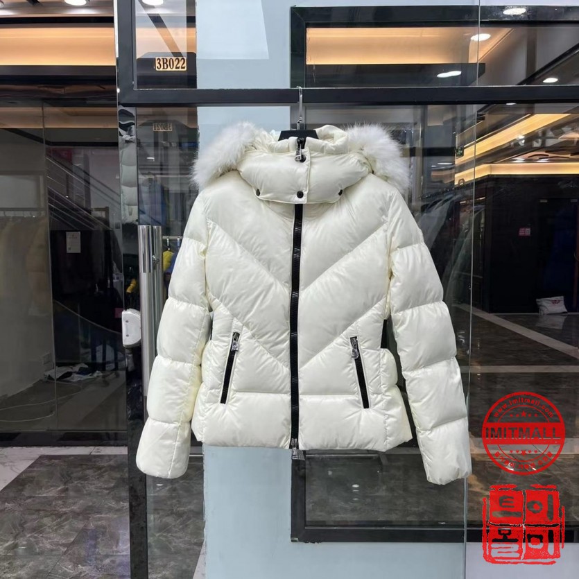 moncler_xxxxx_big_00001.jpg