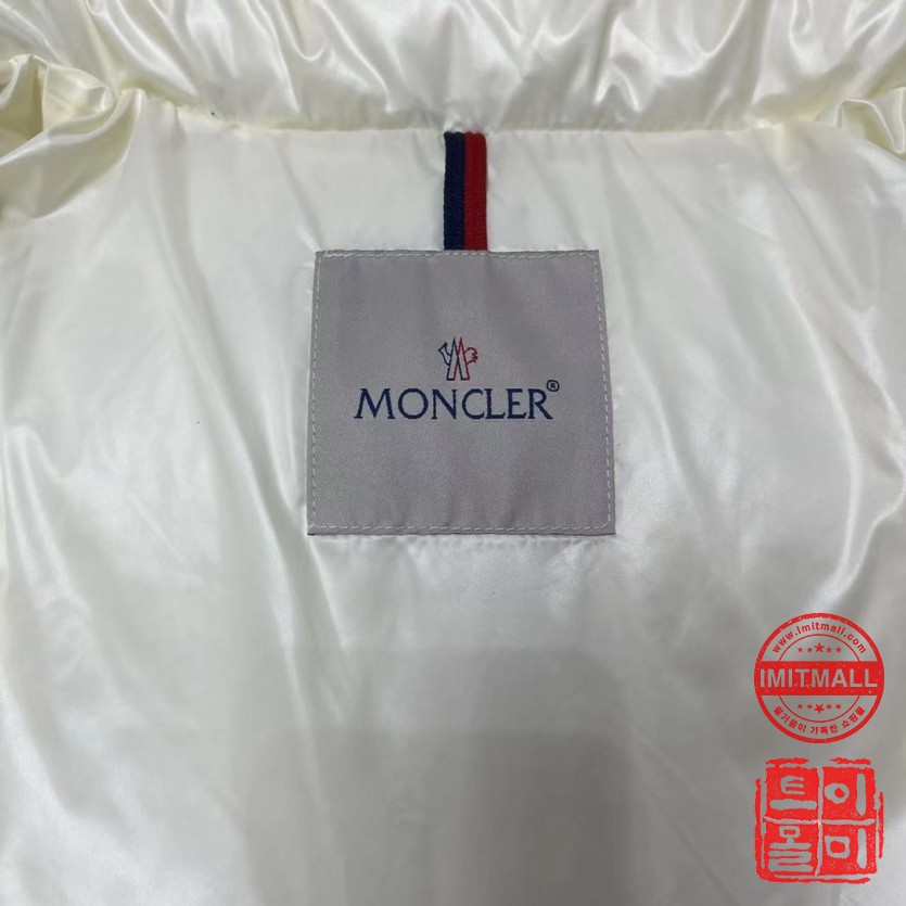 moncler_xxxxx_big_00011.jpg