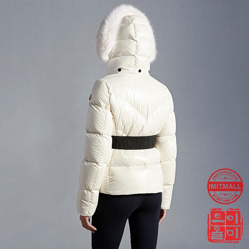 moncler_xxxxx_big_00021.jpg