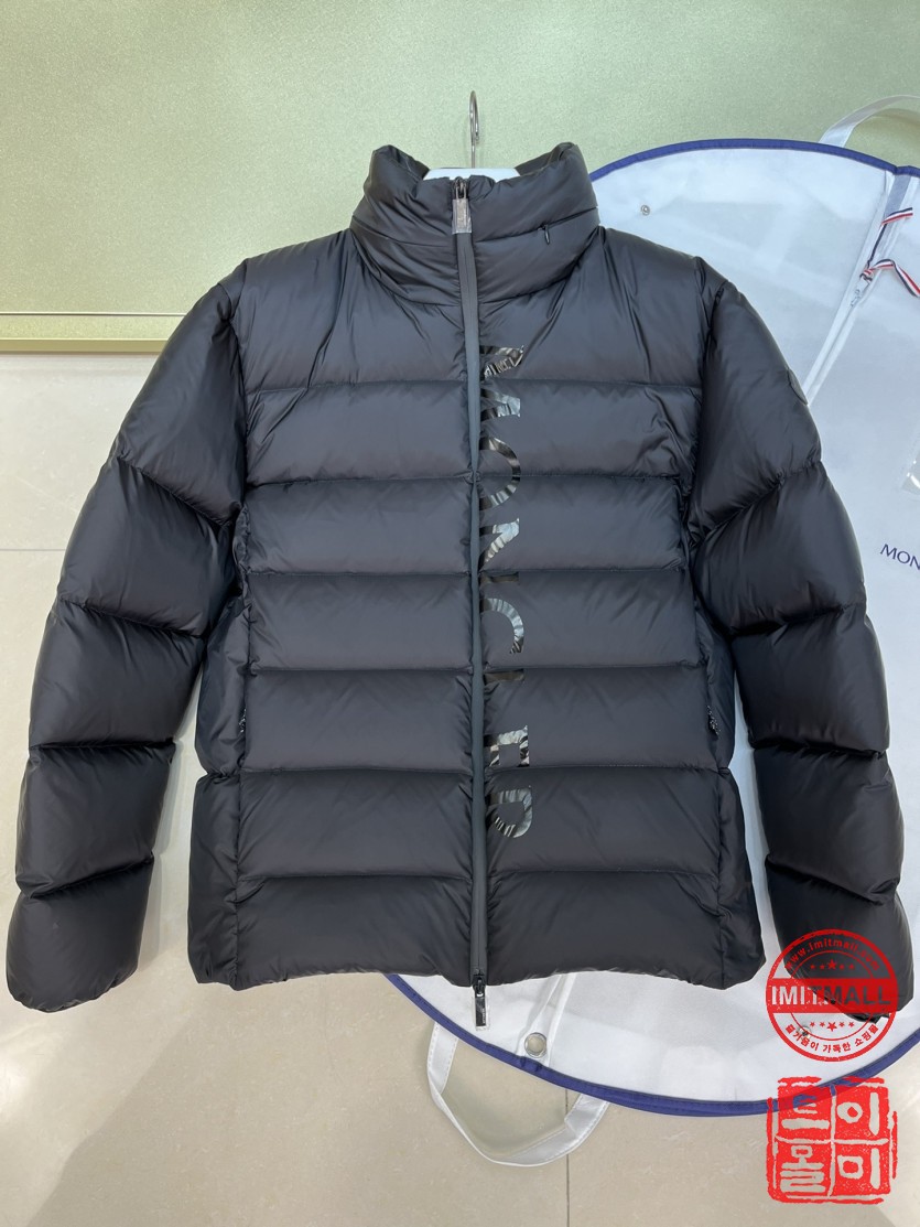 moncler_xxxxx_big_00001.jpg