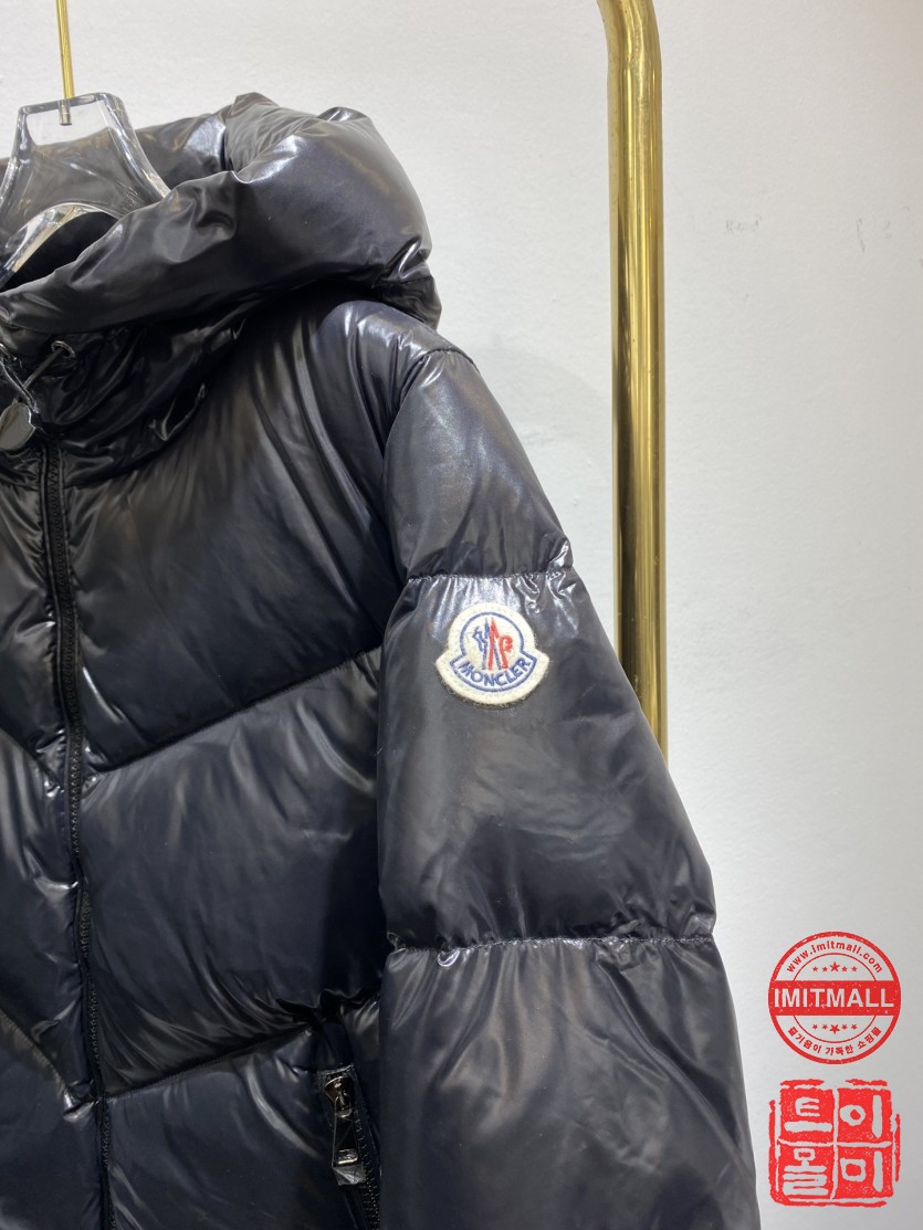 moncler_xxxxx_big_00003.jpg