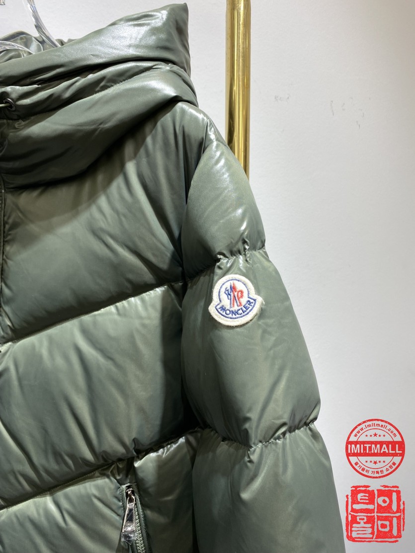 moncler_xxxxx_big_00003.jpg