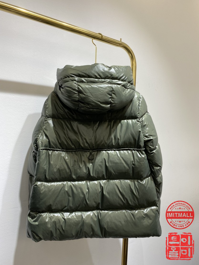 moncler_xxxxx_big_00005.jpg