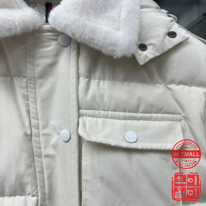 moncler_xxxxx_big_00011.jpg