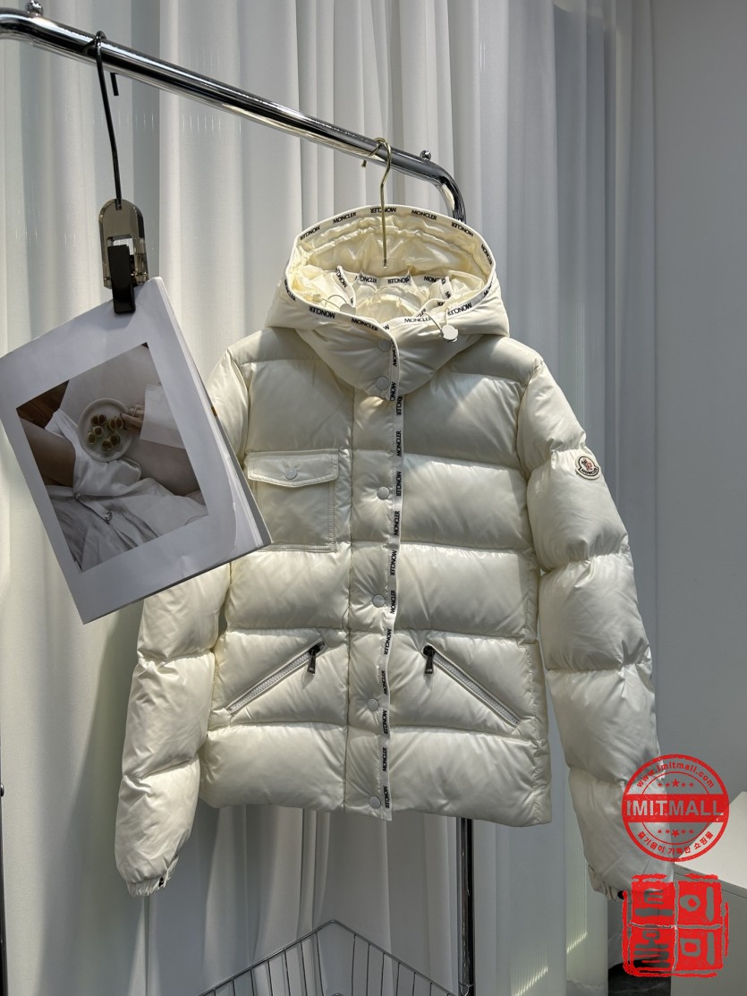 moncler_xxxxx_big_00001.jpg