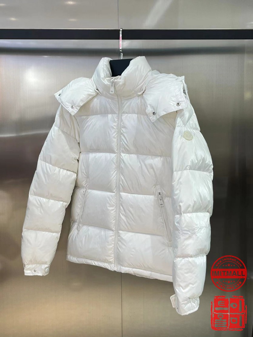 moncler_xxxxx_big_00003.jpg