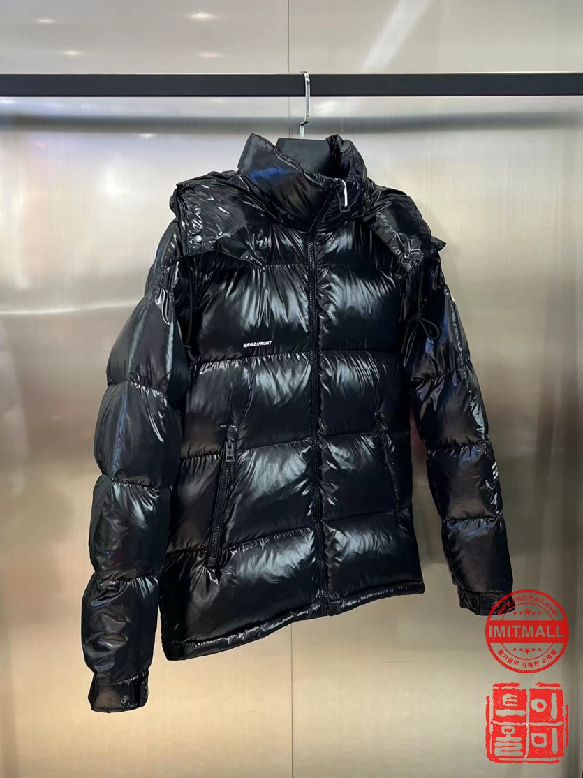 moncler_xxxxx_big_00002.jpg