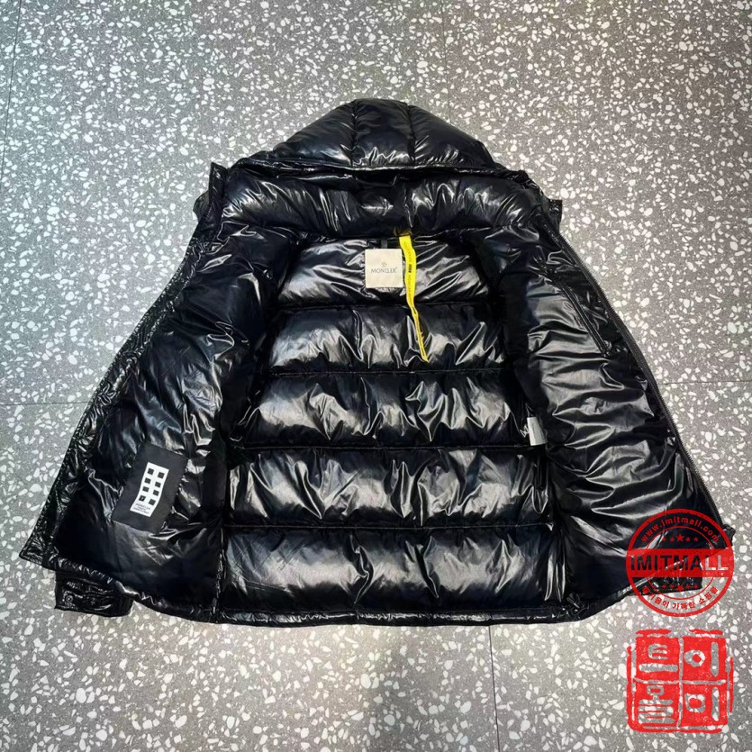 moncler_xxxxx_big_00009.jpg